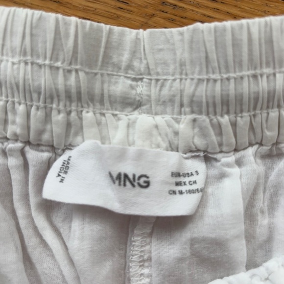 Flowy Maxi Skirt with Pattern - Picture 4 of 6